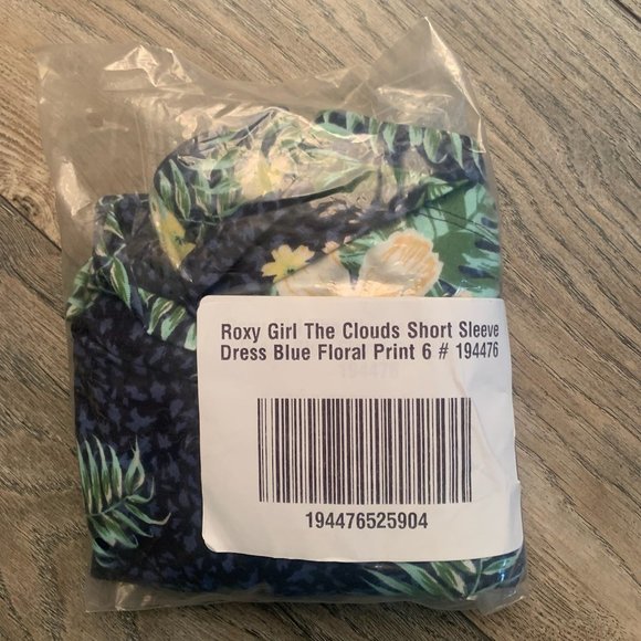 NWT ROXY GIRL THE CLOUDS SHORT SLEEVE DRESS BLUE FLORAL PRINT DRESS 4 & 6 - Picture 5 of 10